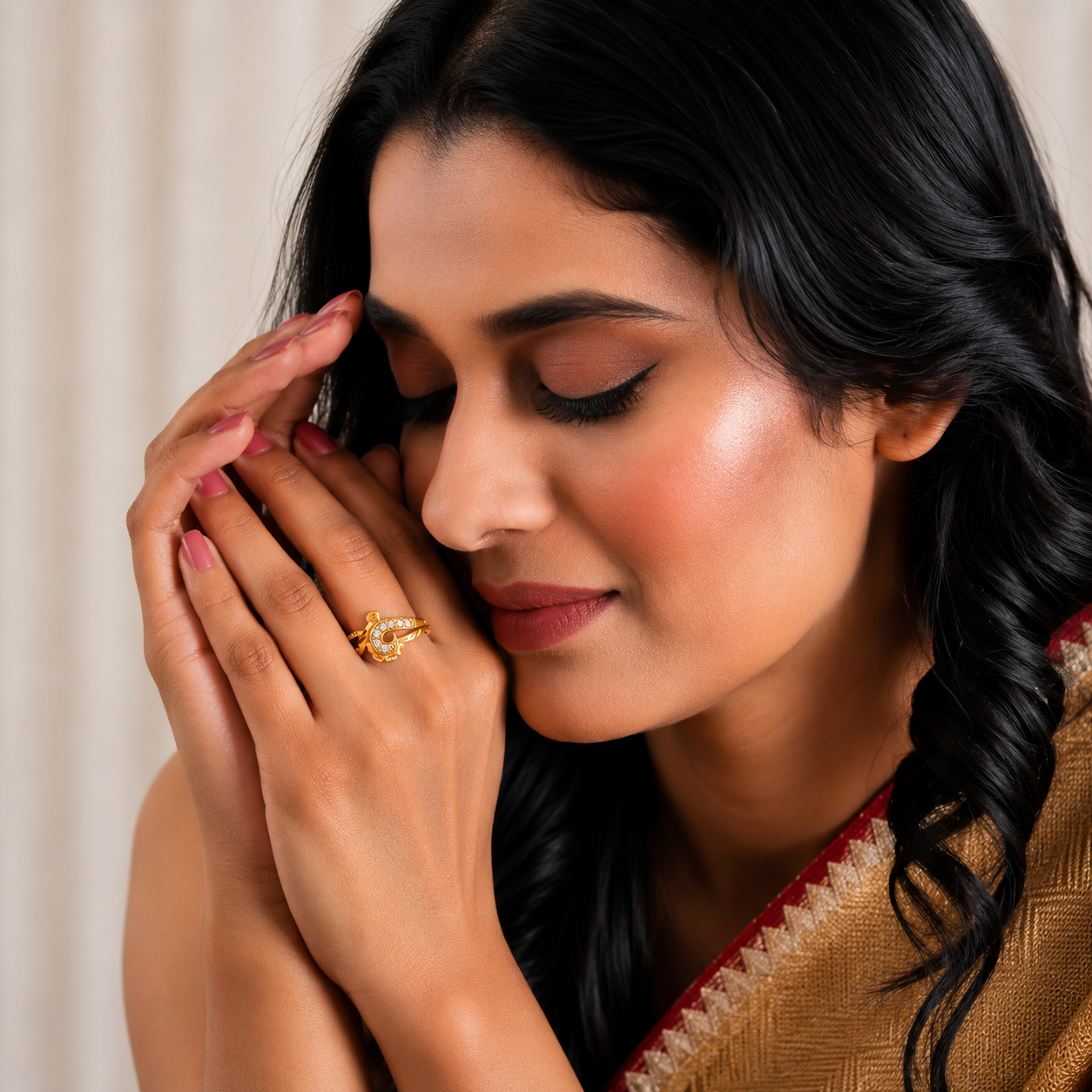 Royal Heart Crystal Gold Ring