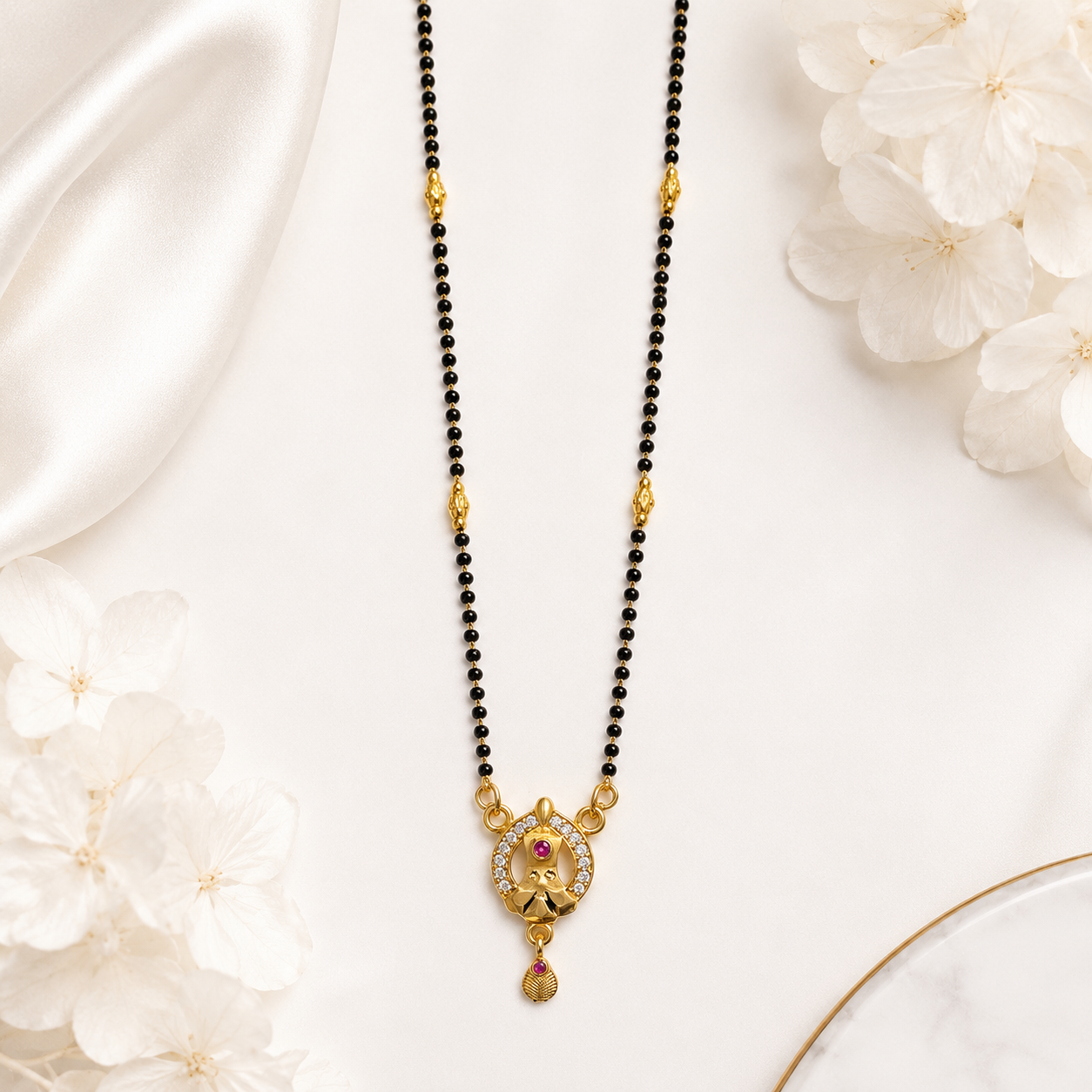 Classic Oval Pendant Gold Mangalsutra