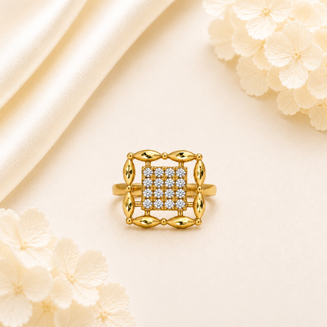 Square Heritage Gold Ring