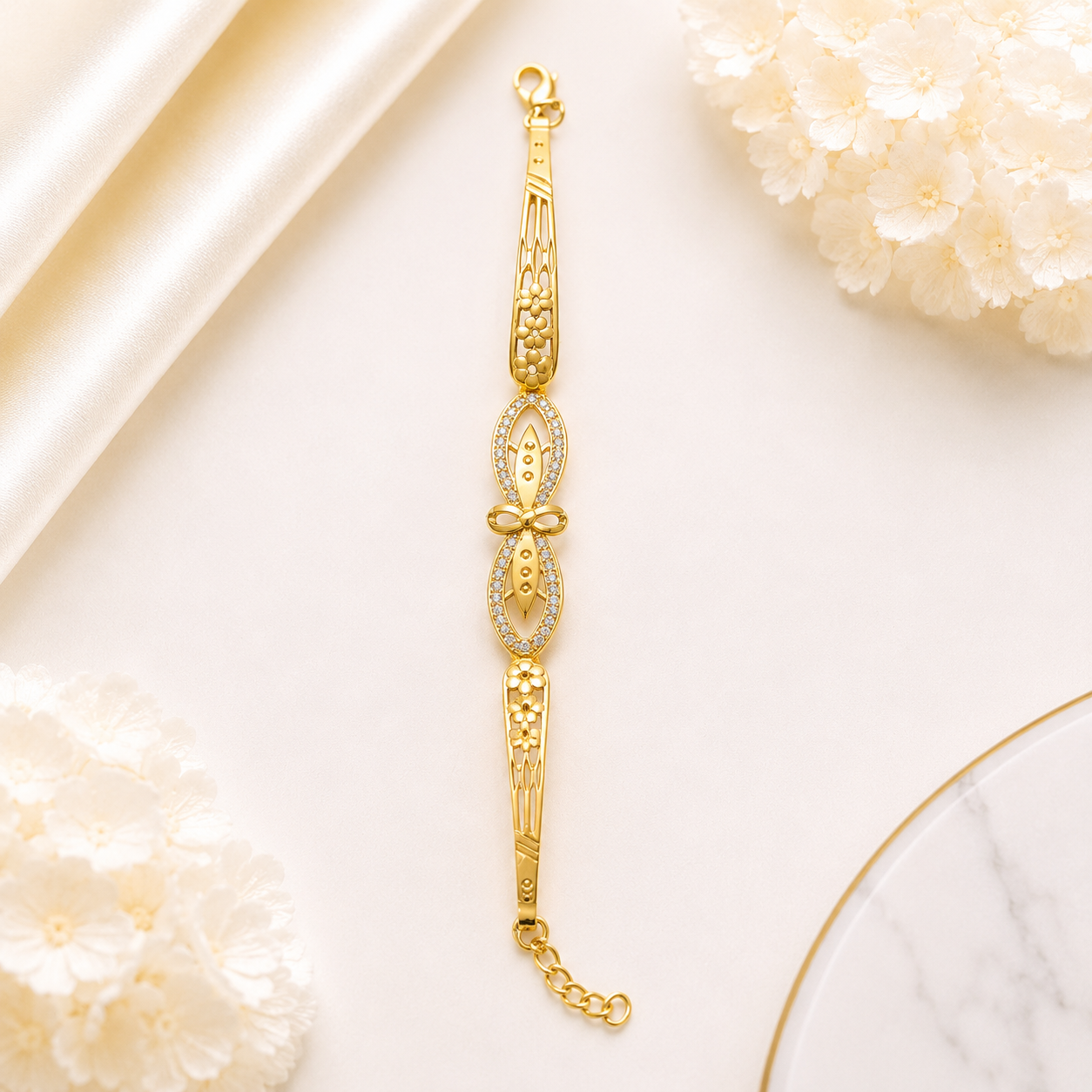 Bow Charm Gold Bracelet