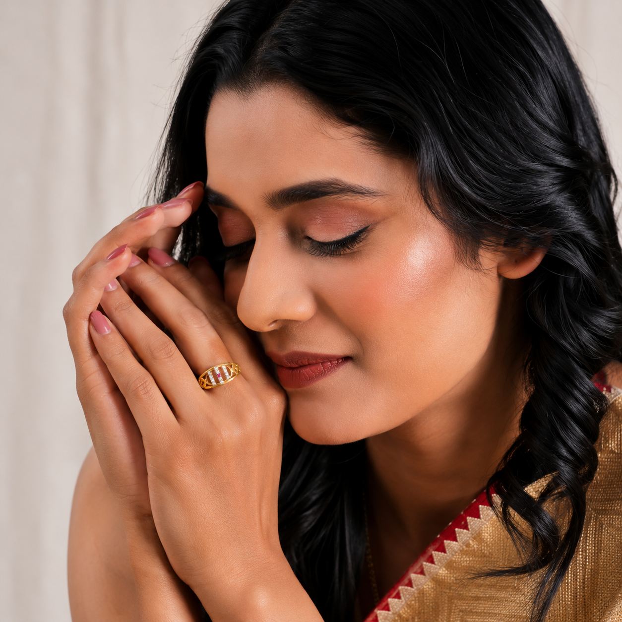 Luxury Multi-Stone Gold Band Ring for Women